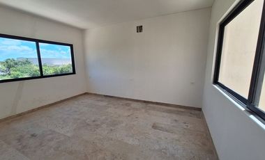 Villa Chinchimbacal en venta  Privada Pájaro en Piedra, Tixcuytún