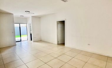 Casa en Renta en Privada Cataviñá, Dos recámaras, amueblada o sin amueblar, Mexicali.