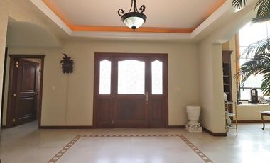 Se vende casa en Morelia, Fracc. Bosques de la Huerta