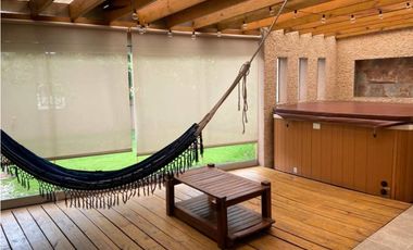 VENTA CASA EN VERSALLES REMODELADA Y FULL AMOBLADA I COSTA SUR