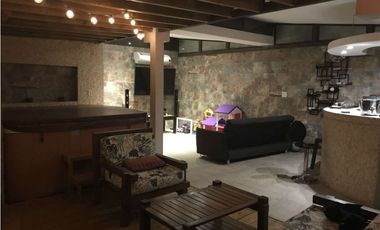 VENTA CASA EN VERSALLES REMODELADA Y FULL AMOBLADA I COSTA SUR