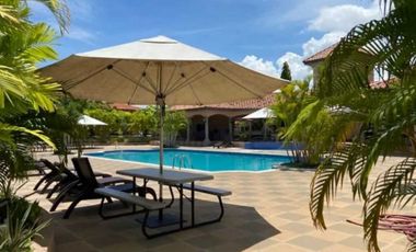 VENTA CASA EN VERSALLES REMODELADA Y FULL AMOBLADA I COSTA SUR