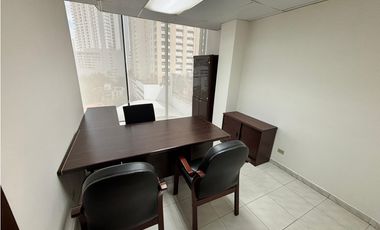 OBARRIO / OFICINA AMOBLADA / PH OMEGA / 234M2 / 5 PARKIN