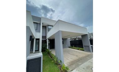 SE VENDE TOWN HOMES en Panamá Pacífico/MC2