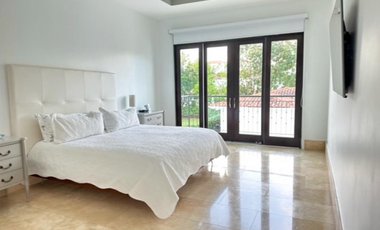 SANTA MARIA / FAIRWAY ESTATE / CASA DE LUJO AMOBLADA 800M2