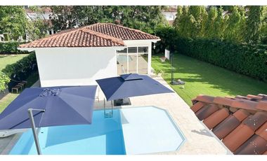 SANTA MARIA / FAIRWAY ESTATE / CASA DE LUJO AMOBLADA 800M2