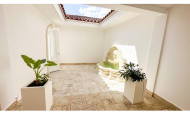 SANTA MARIA / FAIRWAY ESTATE / CASA DE LUJO AMOBLADA 800M2