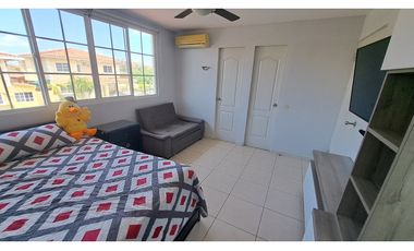 Venta de casa en Villa Lucre, Ph Altos de San Rafael