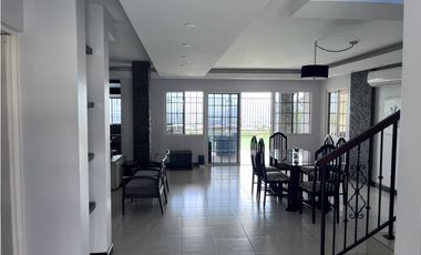 Venta de casa en Villa Lucre, Ph Altos de San Rafael