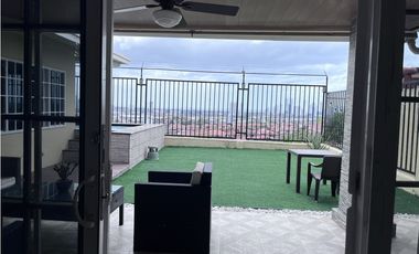 Venta de casa en Villa Lucre, Ph Altos de San Rafael