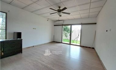 VENDO/ ALQUILO CASA HERMOSA ALTAMAR