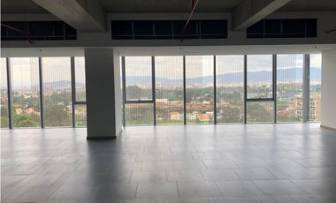 Se Arrienda Oficina en Centro Empresarial Elemento