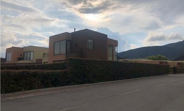 Se Arrienda Casa en Cota