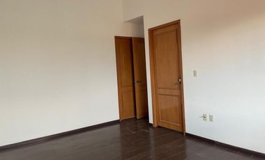 PRECIOSA CASA EN CONDOMINIO EN VENTA INTERLOMAS