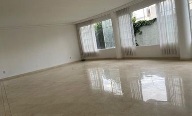 PRECIOSA CASA EN CONDOMINIO EN VENTA INTERLOMAS