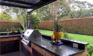 Se Arrienda Casa en San Simon