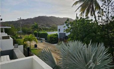 VENDO HERMOSA CABAÑA AMOBLADA EN VILLAS DE PALMARITO