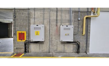 Bodega 2.500 M2 Arrienda o Vende Zona Franca