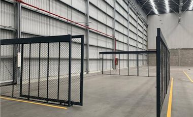 Bodega 2.500 M2 Arrienda o Vende Zona Franca