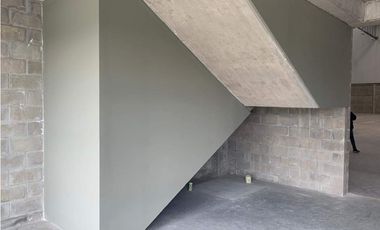 Bodega 2.500 M2 Arrienda o Vende Zona Franca