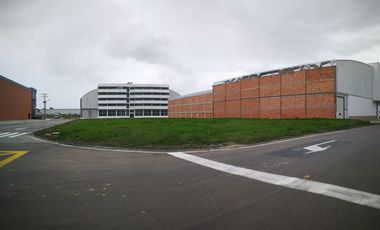 Vendo Lote Zona Franca 1.700 M2