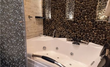 Casa en arriendo ubicado en Cedritos de Area 140 metros