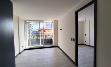 Se Arrienda Departamento Nuevo con estacionamiento en Ñuñoa