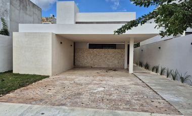 Casa en venta Lista para entrega, Privada Nortemérida Komchen