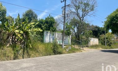 Terreno con Oficina Comercial en Renta en Coatepec; Veracruz.