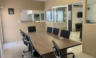 RENTA LOCAL/OFICINA EN SANTA CATARIINA