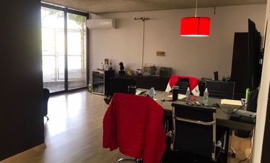 CASA EN RENTA EN MITRAS SUR PARA ESCUELA, ASILO, NOTARIA, CENTRO MEDICO!!