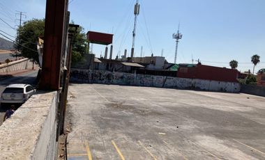 TERRENO EN RENTA EN AVE. RANGEL FRÍAS, MONTERREY, N.L.