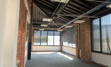 EDIFICIO EN VENTA DEL VALLE, SAN PEDRO GARZA GARCÍA, N.L.