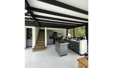 Casa para Arriendo Amoblado en Llanogrande cerca al Aeropuerto