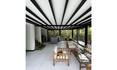 Casa para Arriendo Amoblado en Llanogrande cerca al Aeropuerto