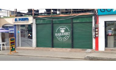En renta local comercial sector Manta 2000