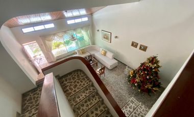 SE VENDE AMPLIA CASA EN EL BARRIO EL JARDIN, SANTA MARTA