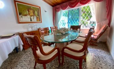 SE VENDE AMPLIA CASA EN EL BARRIO EL JARDIN, SANTA MARTA