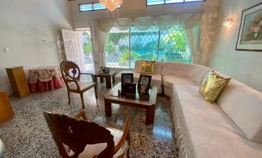 SE VENDE AMPLIA CASA EN EL BARRIO EL JARDIN, SANTA MARTA