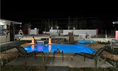 ALQUILER VACACIONAL, CASA EN NUEVA GORGONA, CON PISCINA Y AMOBLADA.