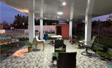 ALQUILER VACACIONAL, CASA EN NUEVA GORGONA, CON PISCINA Y AMOBLADA.