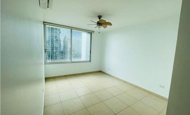 VENTA DE APARTAMENTO EN PH SOL DEL ESTE