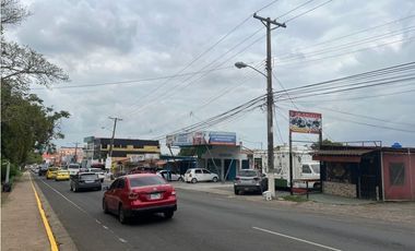 Excelente alquiler de Lote de patio ubicado en Barrio Balboa. (AM)