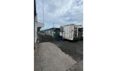Excelente alquiler de Lote de patio ubicado en Barrio Balboa. (AM)