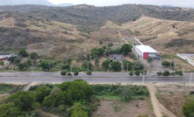 Zona Comercial Industrial
