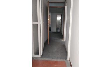 OFICINA CON BODEGA EN ARRIENDO, SECTOR CORFERIAS