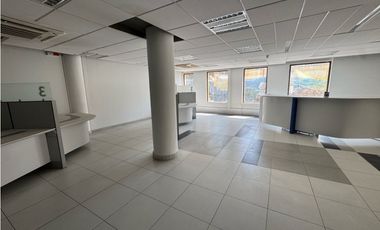 Se vende / Arrienda local comercial