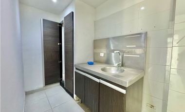 Se vende local comercial / oficina de atención al público