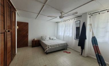 Casa comercial en arriendo Alto Prado