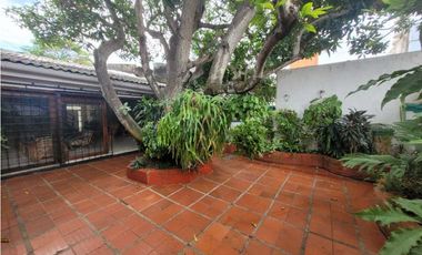 Casa comercial en arriendo Alto Prado